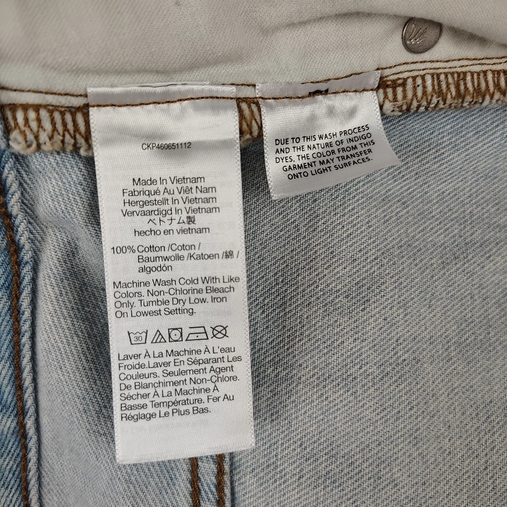 NWT Madewell Light Blue Relaxed Denim Shorts Size 28W